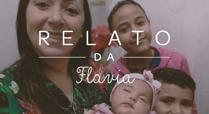 Flávia, Julia, Arthur e a recém-nascida Luiza