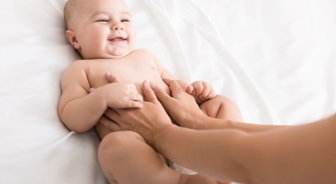Massagem em bebe